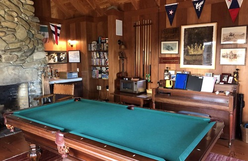 Inverness Casa | Camp Runamock - Deluxe Cabins Overlooking Tomales Bay