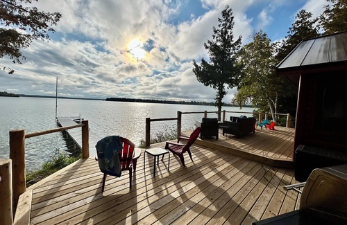 Presque Isle Cabina | Camp Windy Dock: Brand New Hot Tub!