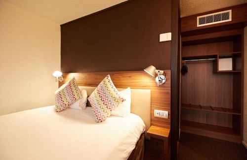 Bizanos Hotel | Campanile Pau Est-Bizanos