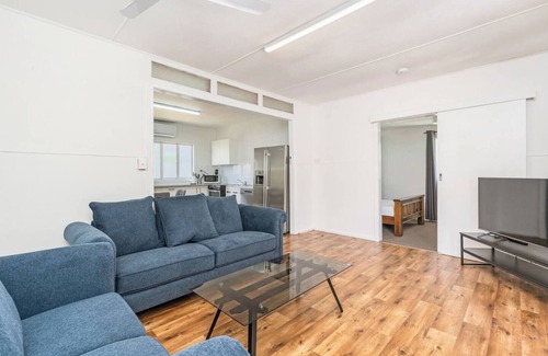 Torquay Casa | Campbell Cottage A Beachside Escape in Torquay
