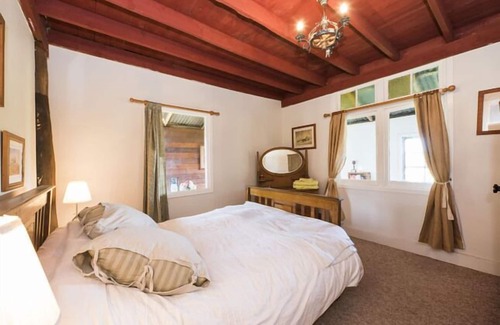 Camboon Otro | Camphill Cottage - encanto rústico y confort