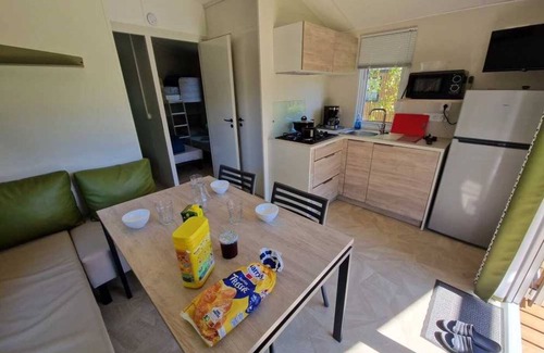 Saint-Geniez-d'Olt Casa | Camping 4 étoiles - Parc aquatique - efah0f