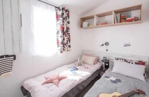 Ambon Otro | Camping 4 étoiles - Parc aquatique - eeiagg