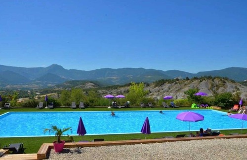 Rosans Casa | Camping 4 étoiles - Piscine - ccbacgd