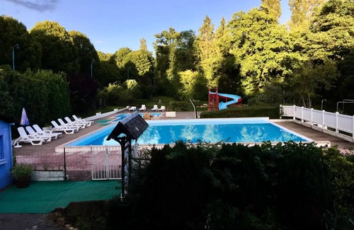 Saint-Honore-les-Bains Villa | Camping Les Bains *** - Casa 3 habitaciones 4/5 personas