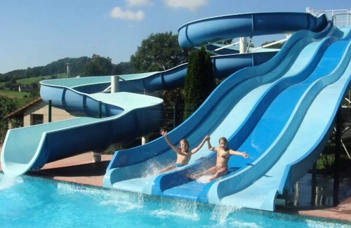Huanne-Montmartin Casa | Camping du Bois de Reveuge **** - Casa móvil Confort 3 habitaciones 5 Personas