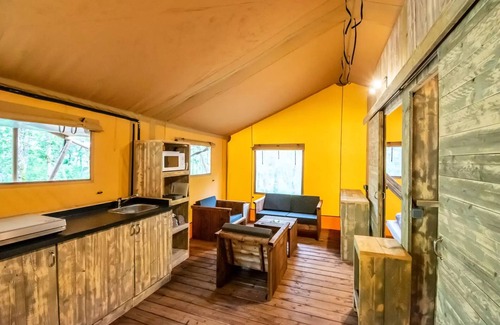 Cenac-et-Saint-Julien Casa | Camping Romanée Le Lou Castel**** - COMFORT Lodge - 2 bedrooms for 5 people