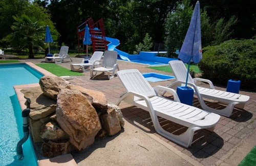 Saint-Honore-les-Bains Casa | Camping 3 étoiles - Piscine - ccbbhgb