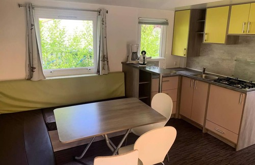 Thiviers Casa | Camping Le Repaire *** - MBH 011 - 3 bedrooms 6 people