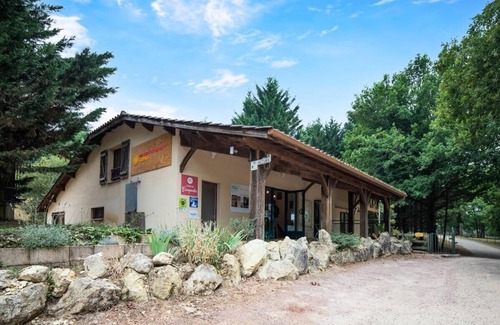 Bretagne-d'Armagnac Chalet De Esquí | Camping maeva Escapades Les Lacs d'Armagnac * - Chalet Guzet 3 Rooms 4 People