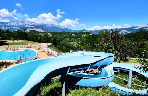 Recoubeau-Jansac Casa | Acampar Couriou **** - Confort Casa móvil Plus 4 Habitaciones 6 Personas