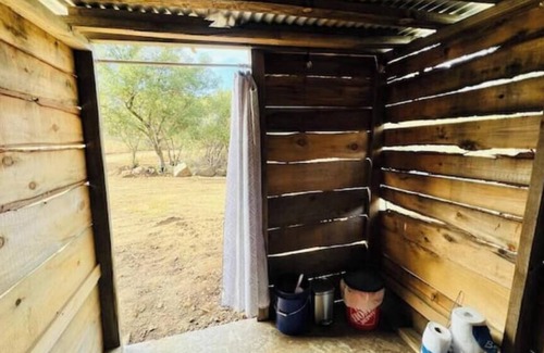 Squaw Valley Alquiler De RV | Camping near Sequoia Kings Canyon National Park #1