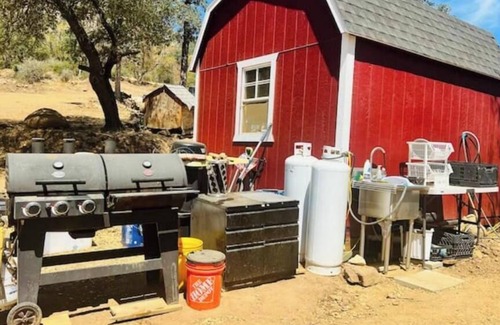 Squaw Valley Alquiler De RV | Camping near Sequoia Kings Canyon National Park #9