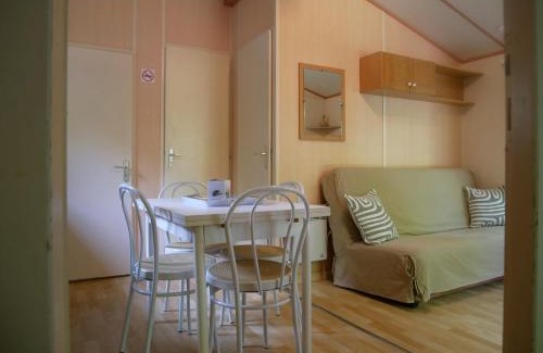 Montaigut-le-Blanc Otro | Camping Onlycamp Le Pré