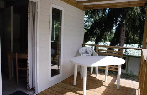 Nabirat Chalet De Esquí | Camping Ushuaïa Villages les Pialades *** - Chalet Cajou 24m² with covered terrace - 1 bedroom for 2 people