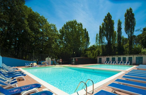 Bottai Alquiler De RV | Camping Village Internazionale Firenze
