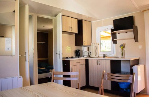 Foix Casa | Campsite DU LAC **** - cottage 3 bedrooms river 6 people