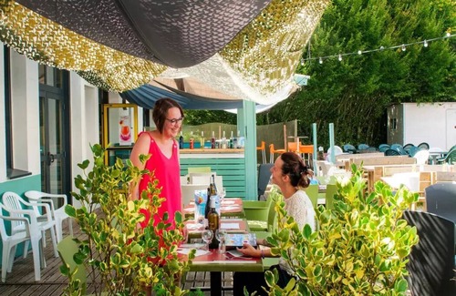 Saint-Yvi Casa | Campsite Le Bois de Pleuven* - Classic 4-room mobile home for 6 people