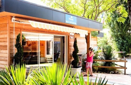 Mirepeisset Casa | Campsite Le Val de Cesse *** - Mobil home Classic XL 4 rooms 6 people Air-conditioned