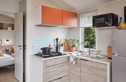 Saint-Molf Casa | Campsite maeva Escapades Domaine du Mes **** - Mobil-Home PLAISIR 3 Rooms 4 People + TV