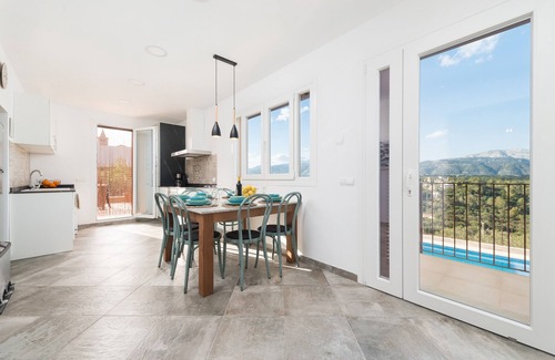 Buger Villa | CAN JAUME FUSTER - Gran casa con espectaculares vistas y piscina privada WiFi Gratis