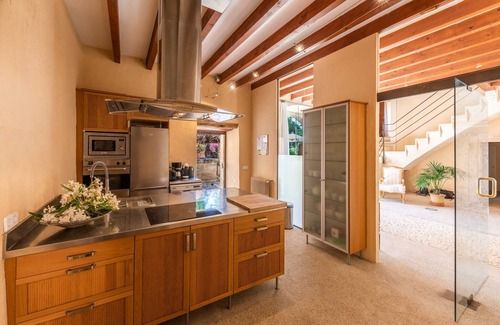 Buger Casa | Can Mir con piscina y cerca de la playa