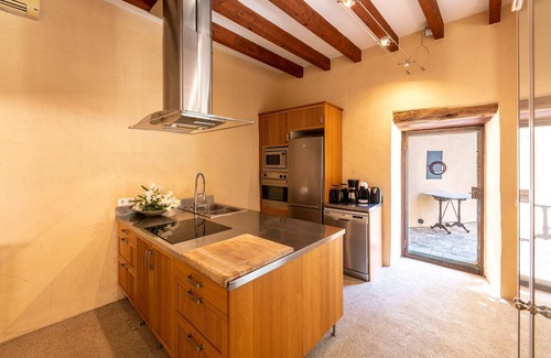 Buger Casa | Can Mir con piscina y cerca de la playa