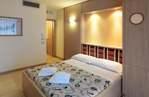Donoratico Complejo | Canado Family Hotel
