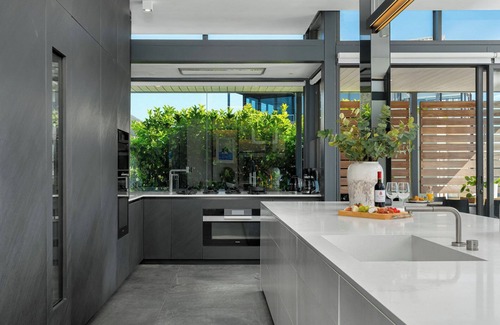 Cape Town City Centre Villa | Canal facing Penthouse 601 Dovenby