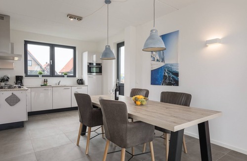 Ossenzijl Villa | Villa Canal con Terraza