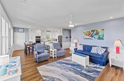 Frisco Casa | Canalfront Dog Friendly Home in Frisco with Elevator and Private Boat Dock