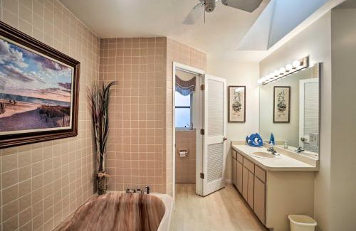 Englewood Casa | Canalfront Home with Private Dock - 5 Mi to Beaches!