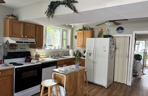 Canandaigua Casa | CANANDAIGUA LAKE WATERFRONT VACATION RENTAL COTTAGE.