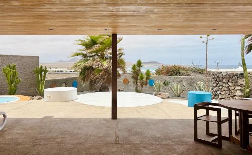 Urbanización Famara Villa | Canaryislandshost l Origen