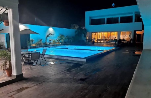 Alfredo V. Bonfil Villa | Precioso oasis de 5 dormitorios