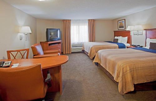 Edgewood Hotel | Candlewood Suites Fort Lauderdale Airport-Cruise by IHG