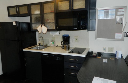 Harrisburg - Hershey Hotel | Candlewood Suites Harrisburg - Hershey by IHG