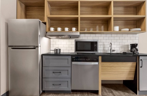 Lexington Hotel | Candlewood Suites Lexington Medical District by IHG