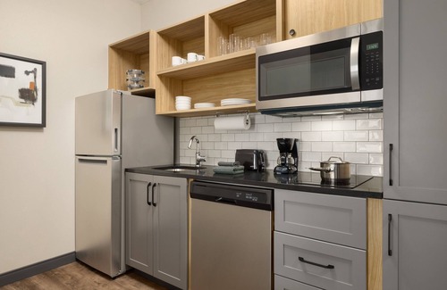 Lexington Hotel | Candlewood Suites Lexington Medical District by IHG