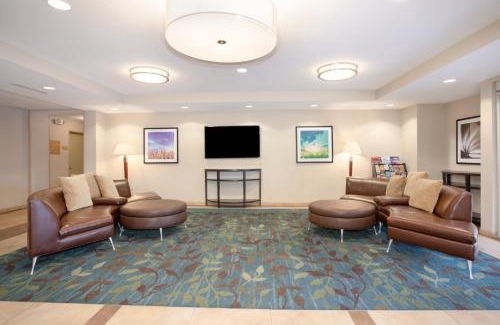 Manhattan Hotel | Candlewood Suites Manhattan by IHG