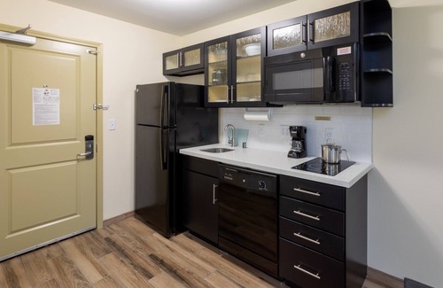 Rochester Hotel | Candlewood Suites Rochester Mayo Clinic Area by IHG