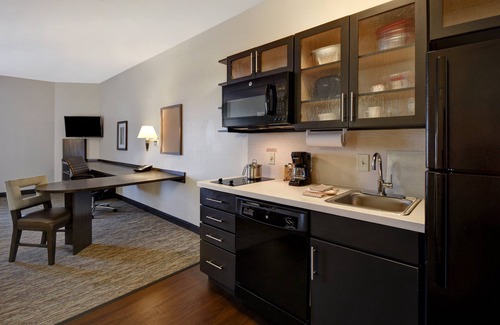 Barton Hotel | Candlewood Suites St. Clairsville by IHG