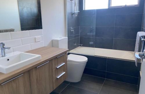 Canning Vale Casa | Canning Vale Family Accommodation
