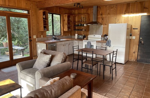 Carmel Valley Casa | Canyon views and country vibe in sunny Carmel Valley