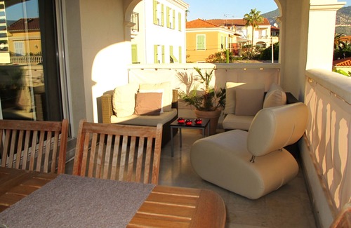 Cap-Ferrat Casa | CAP FERRAT, A 100 m DE LA PLAYA Y EL PUERTO, LUJOSA Y CONFORTABLE CASA DE PUEBLO