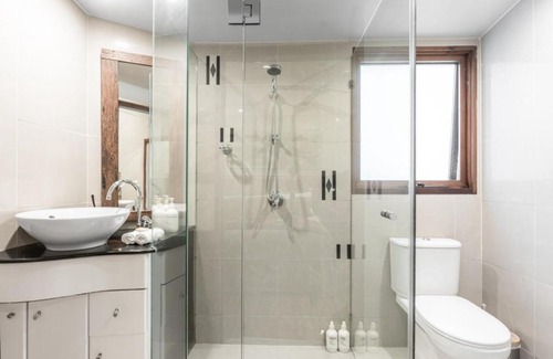 Skinners Shoot Apartamento | Cape Byron Suite 2, 3 with Private lounge
