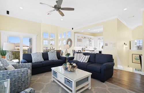 Cape San Blas Casa | Vistas del golfo, hogar personalizado de 2600 pies cuadrados, 30 pasos para la playa, piscina, porche con mosquitero