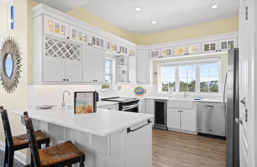 Cape San Blas Casa | Vistas del golfo, hogar personalizado de 2600 pies cuadrados, 30 pasos para la playa, piscina, porche con mosquitero