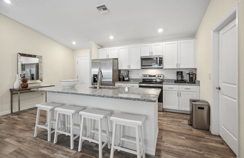 Mariner Casa | Cape House - 4 BR - 3 Bath - Heated pool - Fire Pit - Private Backyard