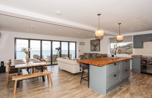 Rhyd-y-clafdy Cabaña | CAPEL BETHANIA, family friendly, character holiday cottage in Nefyn